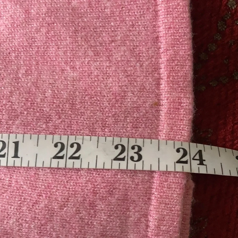 Lord & Taylor 100% cashmere Barbiecore pink sweater S/P As is ( stains)